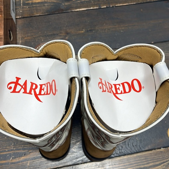 LAREDO MESQUITE EMBROIDERED SQUARE TOE  BOOTS TAUPE/WHITE - 8.5 - Picture 6 of 8